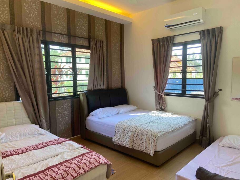 Melaka Beach Villa Ngoại thất bức ảnh